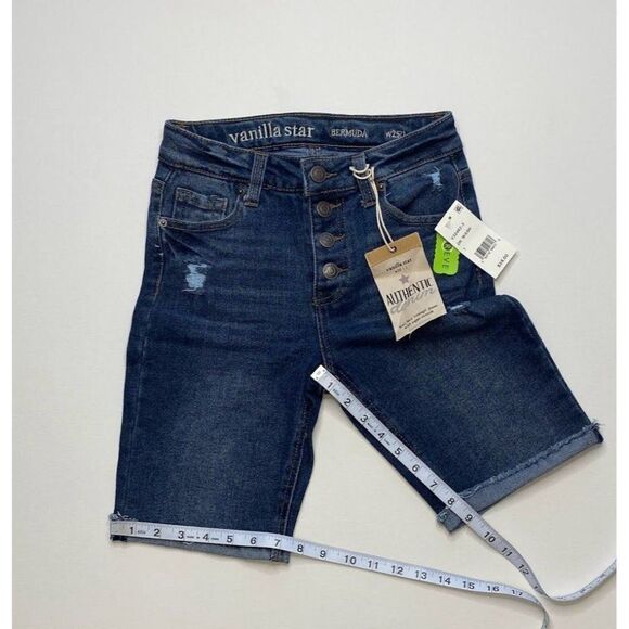 Vanilla Star Bermuda Jean Shorts‎ 1 Juniors' Distressed Stretchy Cuffed NEW - Picture 4 of 8